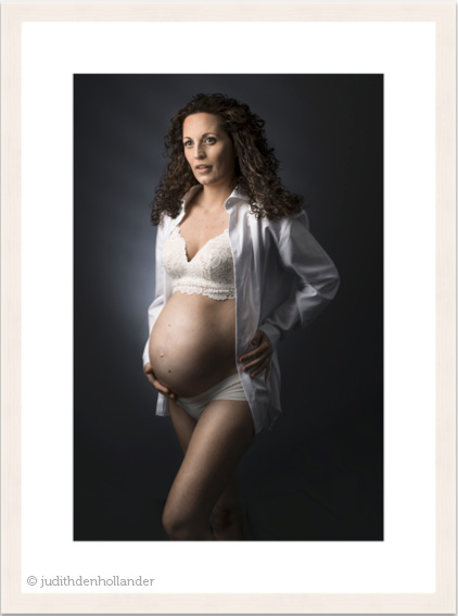 Fine Art Portret, hoogzwangere vrouw. Zwangerschapsfotografie.